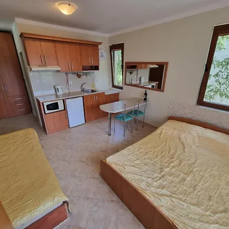 Apartments Primorsko Апартхотел Приморско